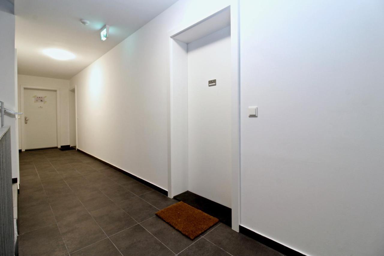 Yellow Flower Apartment With Pool - 5 Min To Lake Vienna Exterior photo